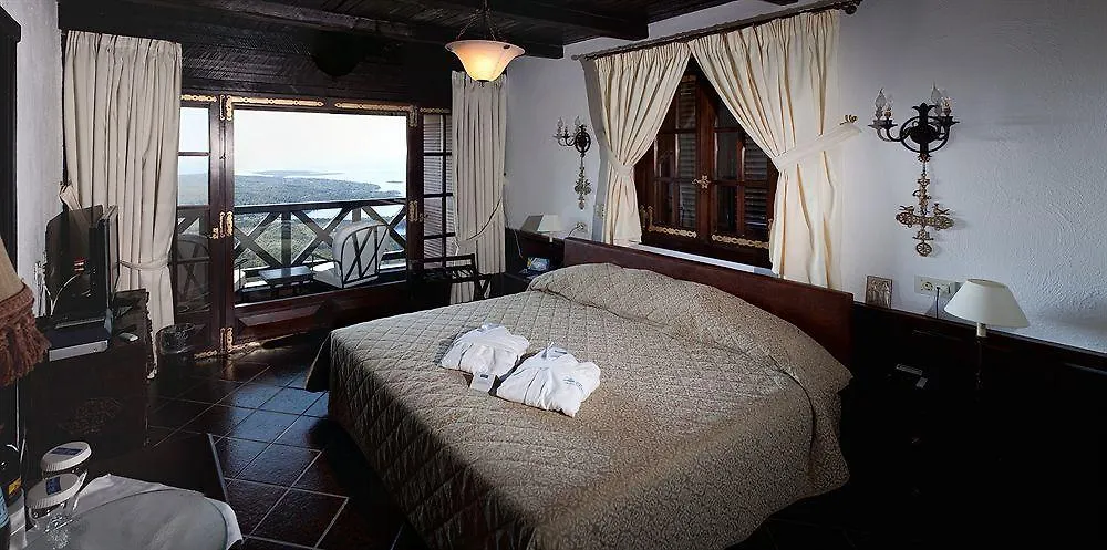 ***** Hotel Porto Carras Villa Galini Neos Marmaras Griekenland
